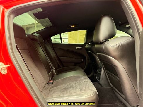 Used 2023 Dodge Charger R/T w/ Plus Group RWD image 34