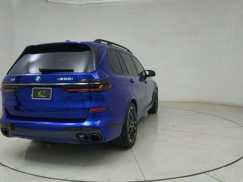 Used 2025 BMW X7 M60i image 78