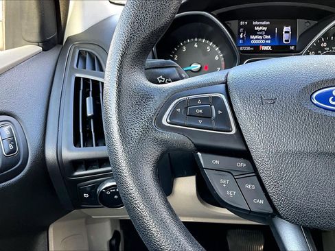 Used 2016 Ford Focus SE image 23