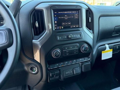 New 2026 Chevrolet Silverado 1500 Custom Trail Boss w/ LPO, Dark Essentials Package AWD/4WD image 11