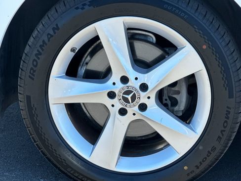 Used 2018 Mercedes-Benz GLE 350 image 30