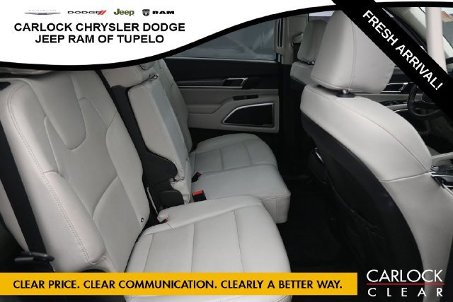 Used 2020 Kia Telluride S w/ S 8 Passenger Seating Package FWD image 36