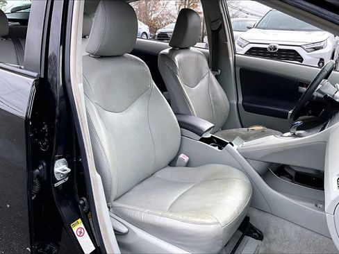 Used 2010 Toyota Prius Five image 8