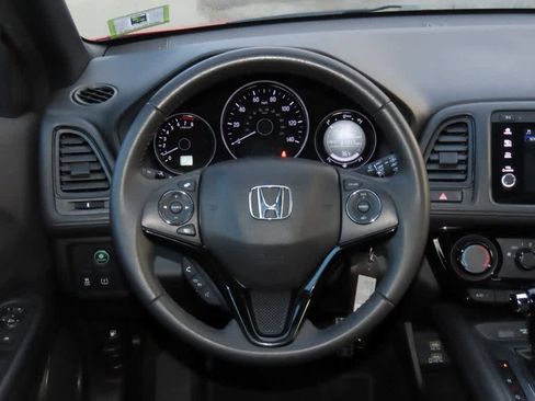 Certified 2019 Honda HR-V Sport image 18