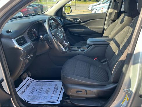 Used 2018 GMC Acadia SLE AWD/4WD image 9