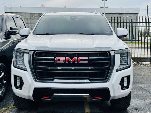 Used 2022 GMC Yukon XL AT4 w/ Max Trailering Package AWD/4WD image 3