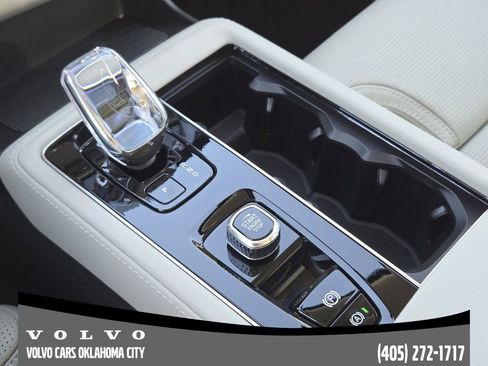 New 2026 Volvo XC90 B6 Ultra image 19