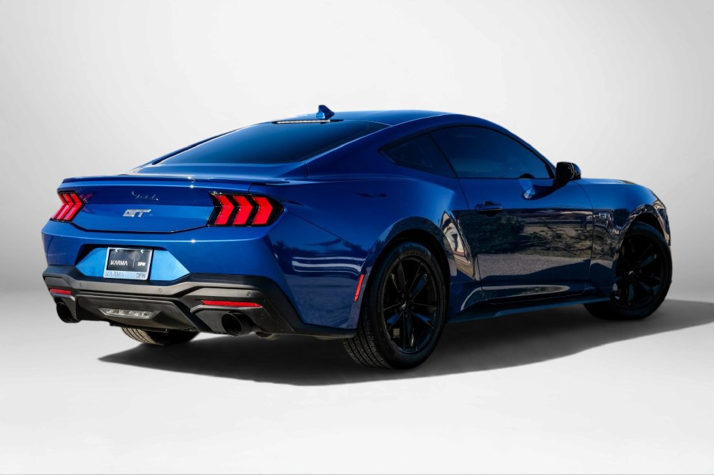 Used 2024 Ford Mustang GT RWD image 5
