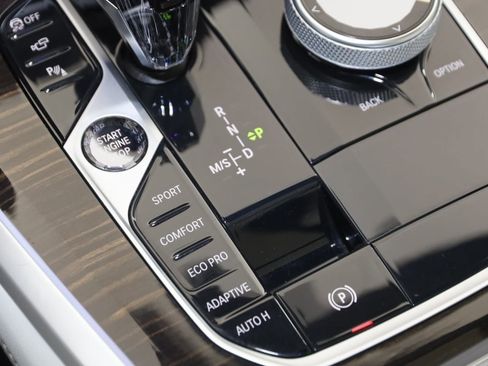 Used 2023 BMW X5 sDrive40i w/ M Sport Package image 29