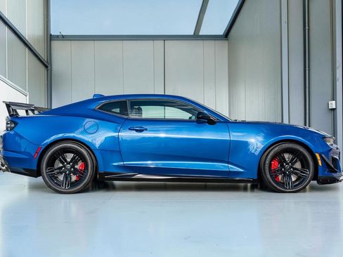 Used 2023 Chevrolet Camaro ZL1 image 3