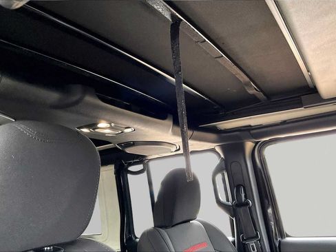 Used 2021 Jeep Wrangler Unlimited Rubicon AWD/4WD image 13