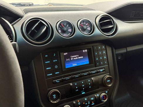 Used 2017 Ford Mustang Shelby GT350 image 19