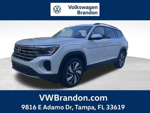 New 2026 Volkswagen Atlas SE FWD image 1
