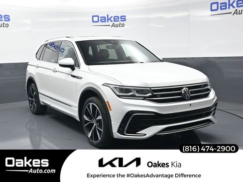 Used 2023 Volkswagen Tiguan SEL R-Line AWD/4WD image 1
