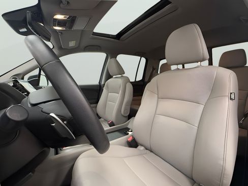 Used 2023 Honda Ridgeline RTL image 12