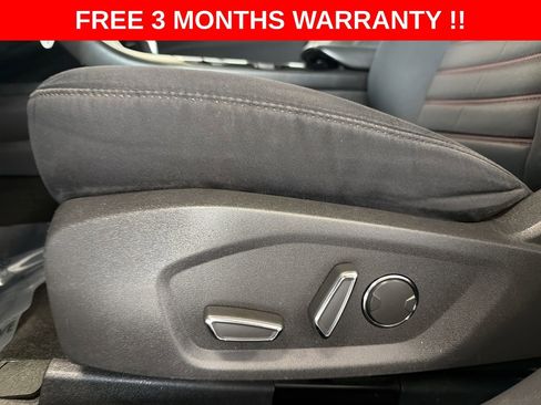 Used 2016 Ford Fusion SE w/ Equipment Group 201A image 13