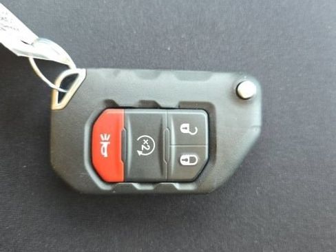 Used 2022 Jeep Wrangler Unlimited Sport AWD/4WD image 27