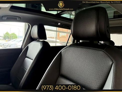 Used 2019 Volkswagen Tiguan SEL image 10