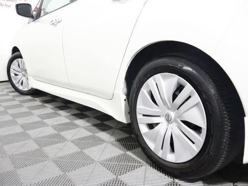 Used 2025 Nissan Leaf S FWD image 13