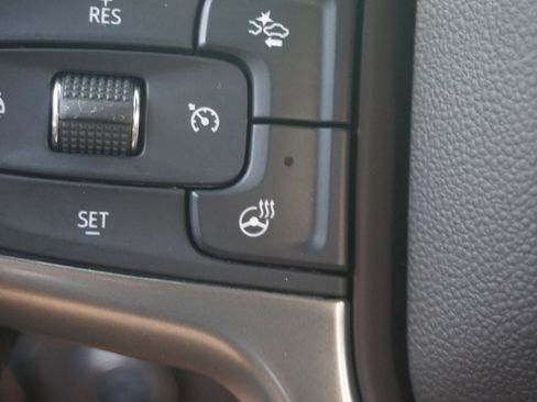 Used 2022 Chevrolet Silverado 1500 LTZ image 33