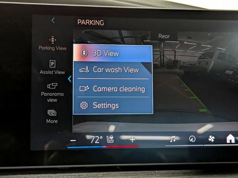 Used 2025 BMW i7 eDrive50 w/ M Sport Package image 22