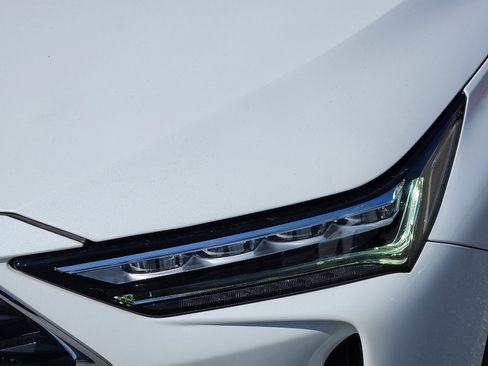 Used 2023 Acura MDX SH-AWD w/ Technology Package image 9