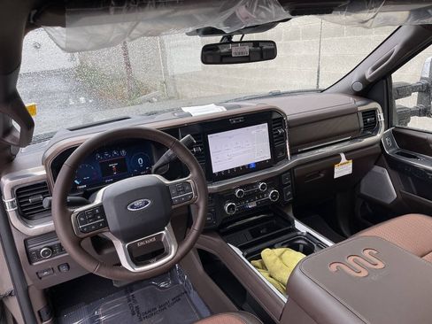 Used 2026 Ford F450 King Ranch w/ Chrome Package AWD/4WD image 14