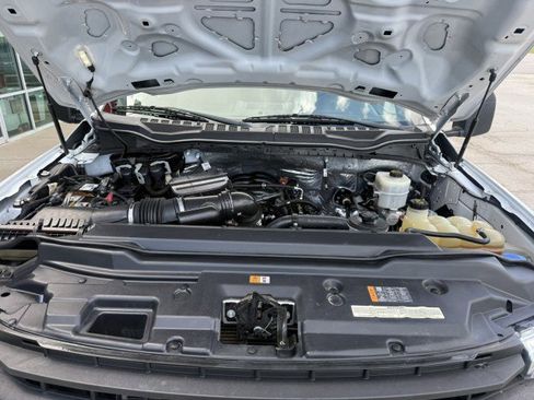 Used 2021 Ford F550 2WD Regular Cab Super Duty image 19