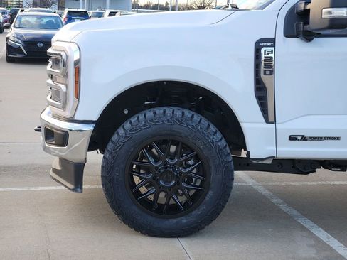 Used 2024 Ford F250 Lariat image 10