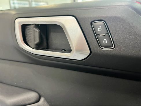 Used 2025 Ford Bronco Raptor AWD/4WD image 23