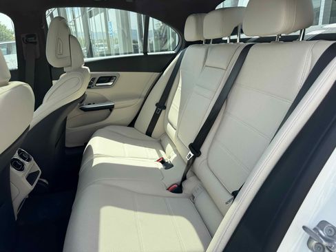 New 2025 Mercedes-Benz C 300 4MATIC Sedan image 27