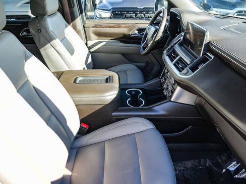 Used 2023 Chevrolet Tahoe LT image 15