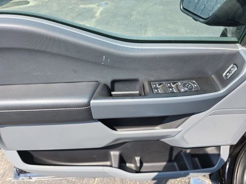 Used 2023 Ford F150 XLT w/ XTR Package image 9