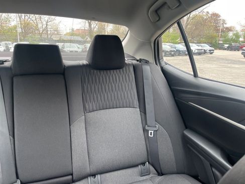 Used 2025 Toyota Camry LE image 35