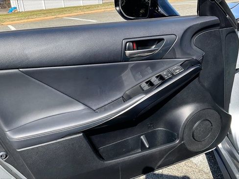 Used 2021 Lexus IS 300 w/ Comfort Package image 27