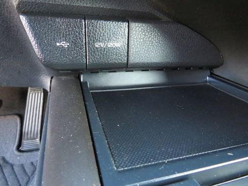 Certified 2023 Toyota Camry SE image 24