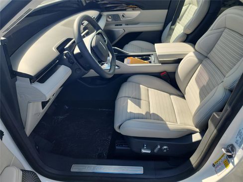 New 2026 Lincoln Nautilus Reserve AWD/4WD image 13