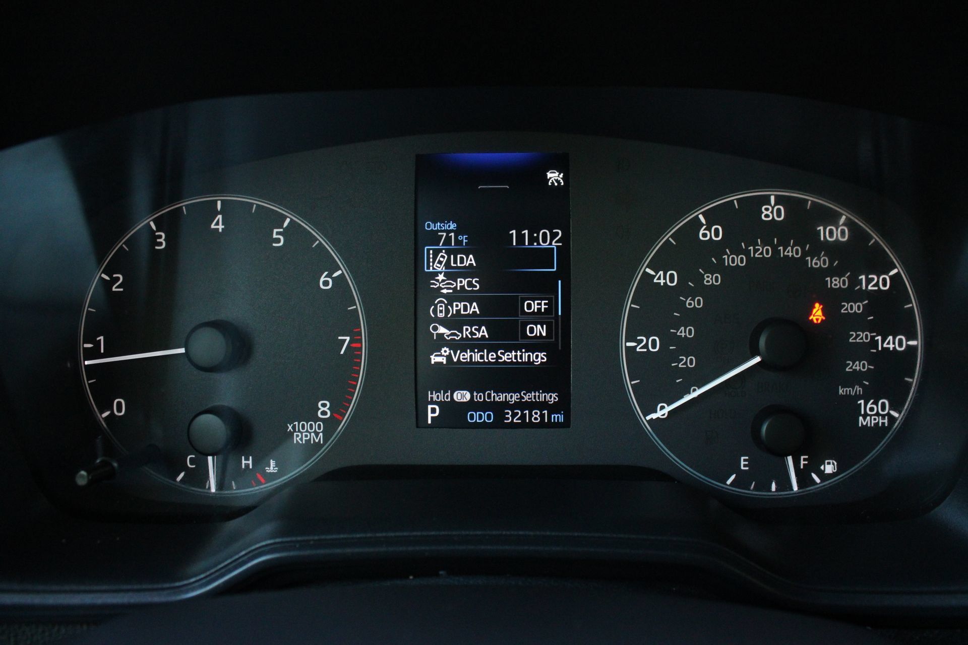 Used 2025 Toyota Corolla LE FWD image 34