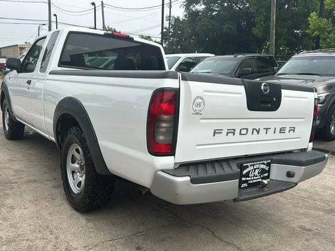 Used 2004 Nissan Frontier XE w/ (BGP) Basic Gear Pkg RWD image 5