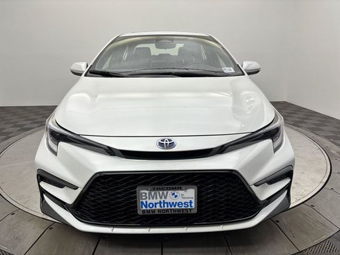 Used 2025 Toyota Corolla SE w/ SE Premium Package AWD/4WD image 14