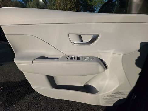 New 2026 Hyundai Kona SEL Premium FWD image 35