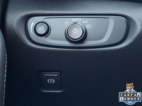 Used 2019 Chevrolet Blazer LT image 28