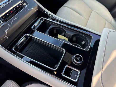 Certified 2025 Lincoln Aviator Black Label AWD/4WD image 23