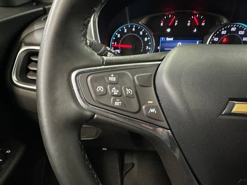 Certified 2024 Chevrolet Equinox LT w/ LPO, Floor Liner Package image 8