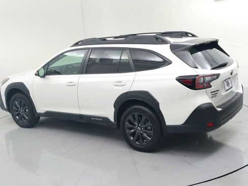 Certified 2025 Subaru Outback Onyx Edition AWD/4WD image 7