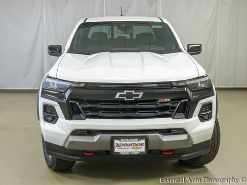 Used 2024 Chevrolet Colorado Z71 w/ Z71 Convenience Package 2 image 5
