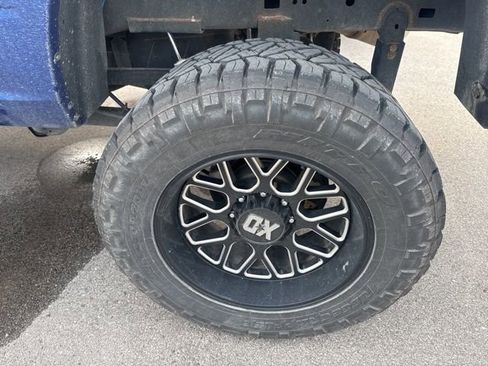 Used 2018 RAM 2500 SLT w/ Luxury Group image 13