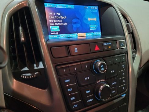 Used 2013 Buick Verano Convenience image 28