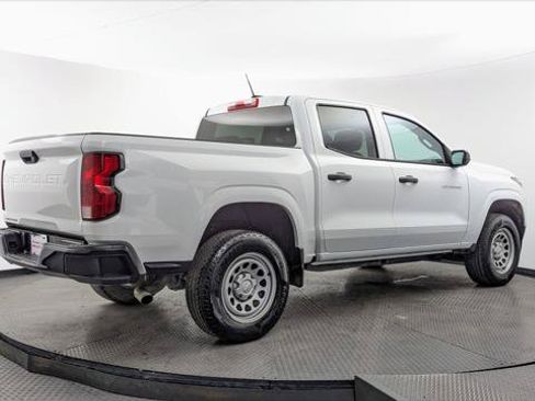 Used 2023 Chevrolet Colorado W/T RWD image 8