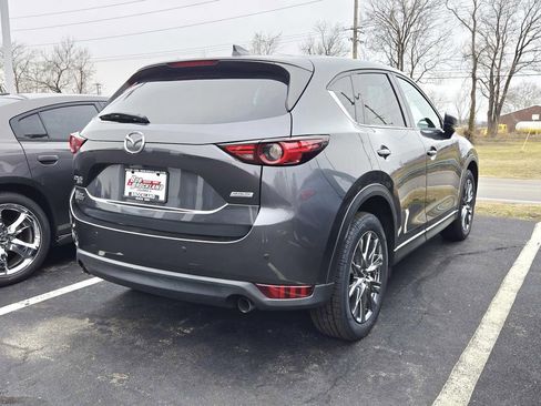 Used 2019 MAZDA CX-5 Signature image 2